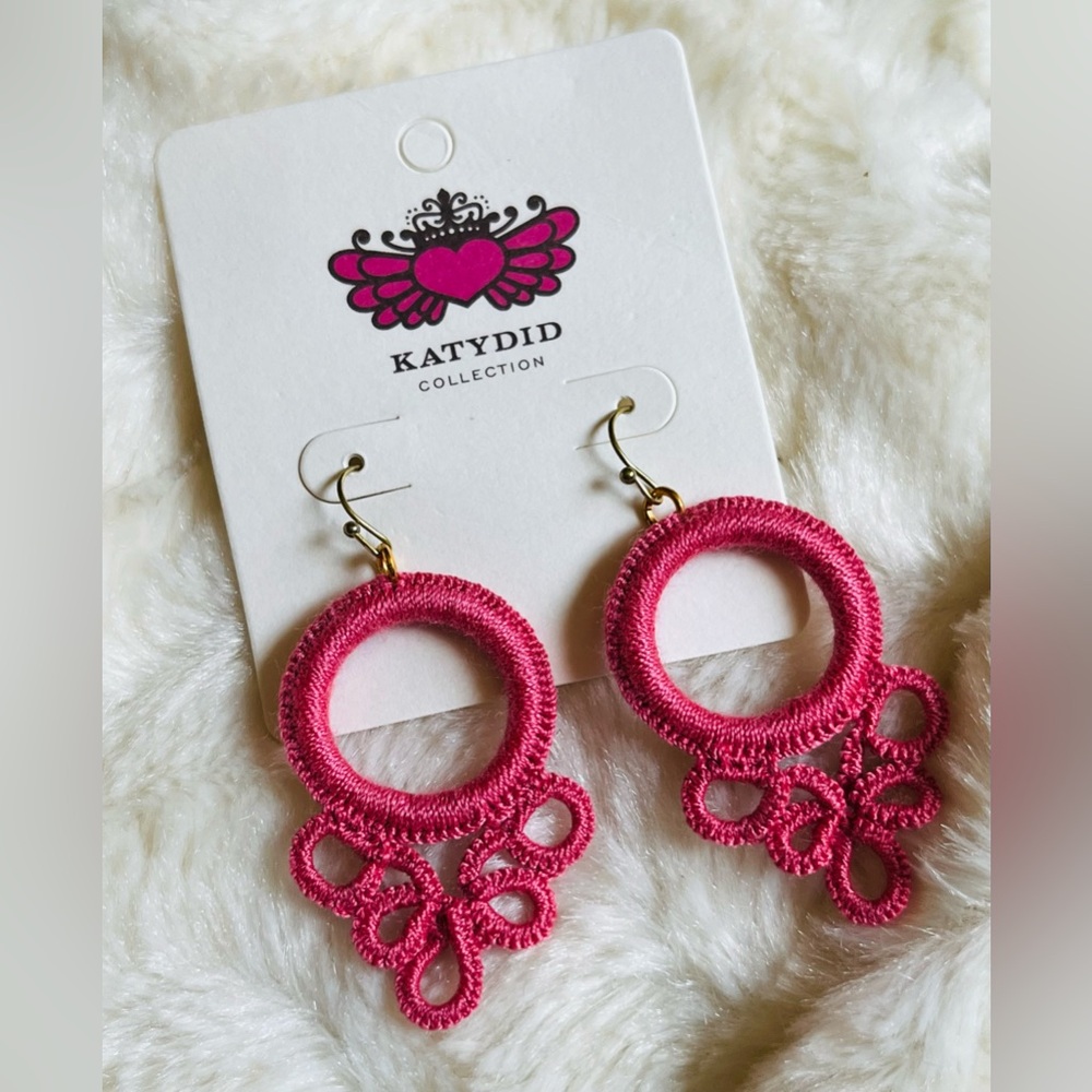 KATYDID crocheted style earrings NEW